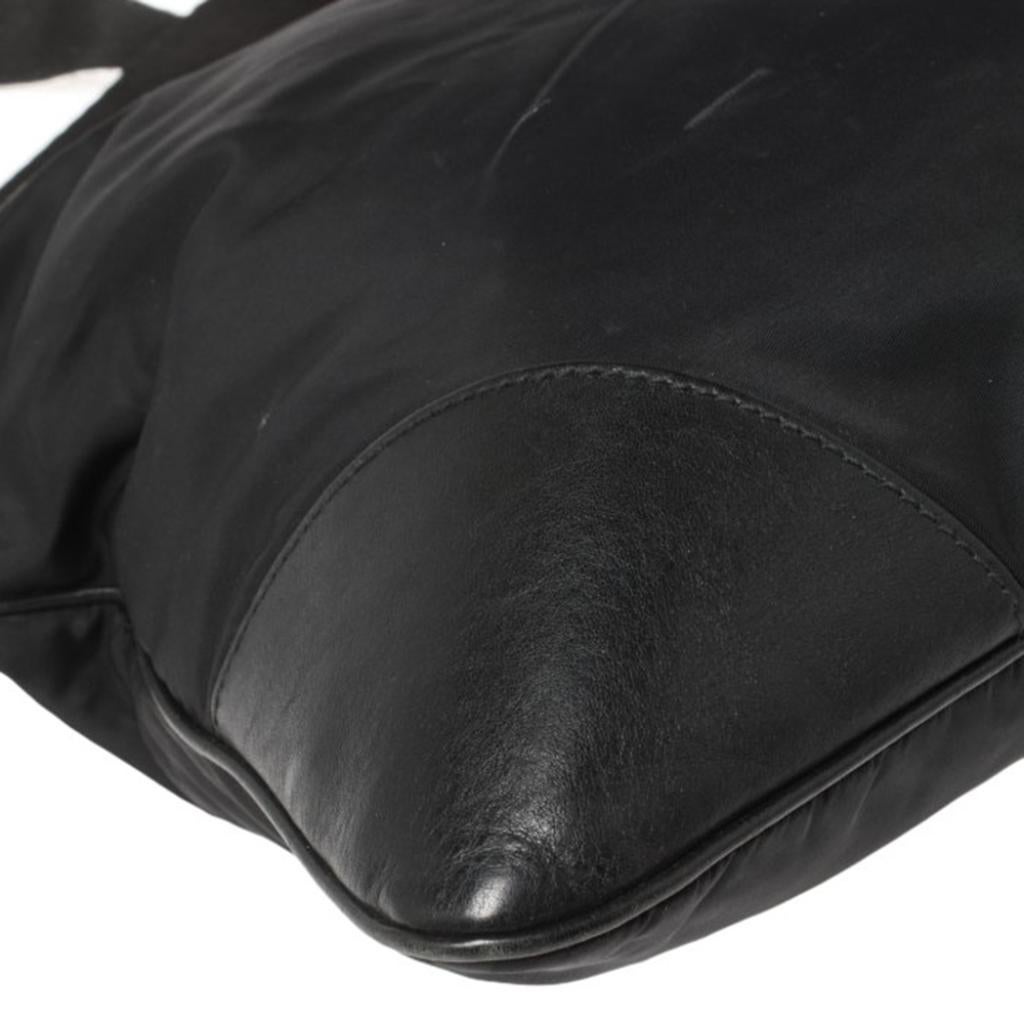 Dolce & Gabbana Borsa messenger in nylon e pelle nera 4