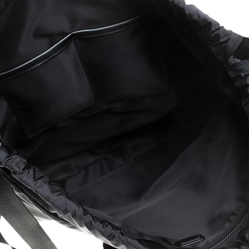 Dolce & Gabbana Schwarzer Nylon-Rucksack mit Kordelzug 6