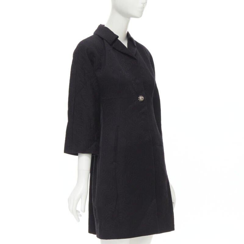 DOLCE GABBANA cappotto nero paisley jacquard con bottoni di cristallo e manica 3/4 IT36 XS In condizioni ottime in vendita a Hong Kong, NT