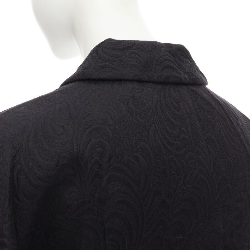 DOLCE GABBANA cappotto nero paisley jacquard con bottoni di cristallo e manica 3/4 IT36 XS in vendita 3
