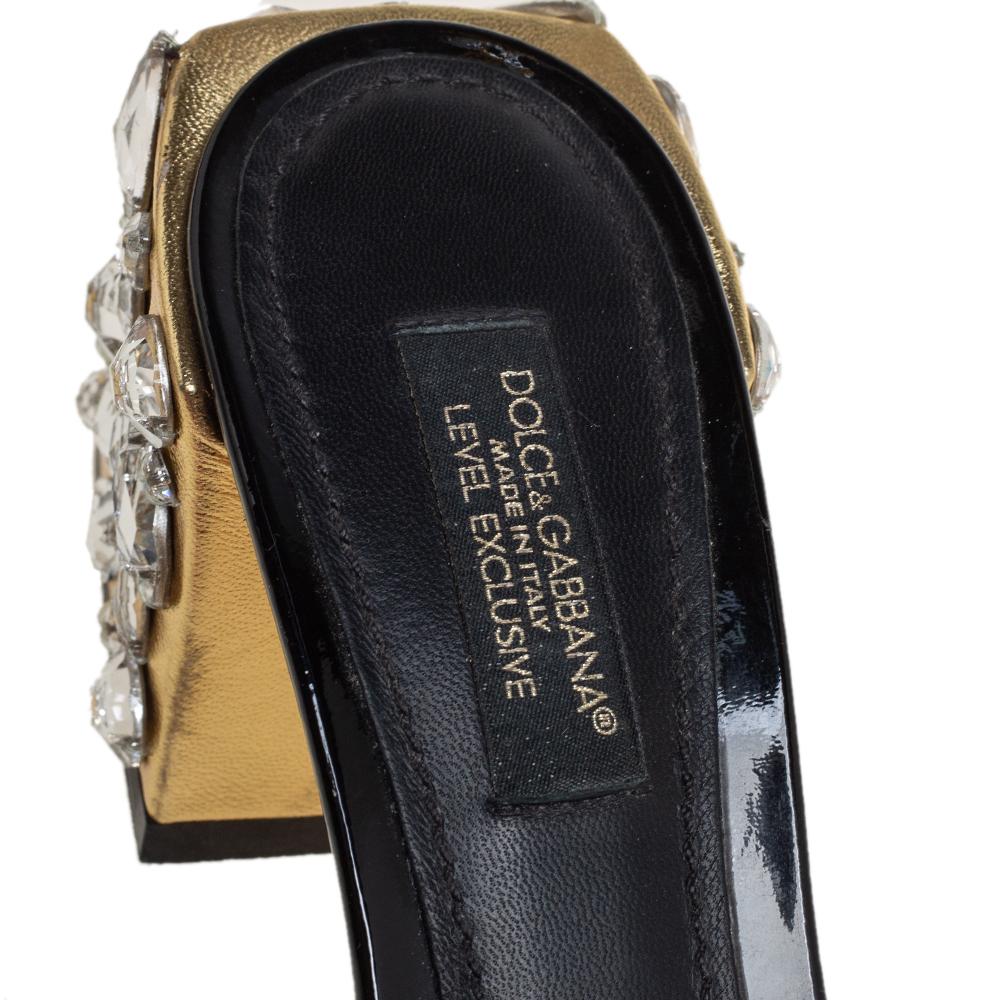 Dolce & Gabbana Black Patent Leather Crystal Embellishment Block Mules Talla 36 2