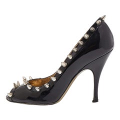 Dolce
Gabbana Black Patent Studded Peep Toe Pumps Size 38 Dolce
Gabbana Black Patent Studded Peep Toe Pumps Size 38
