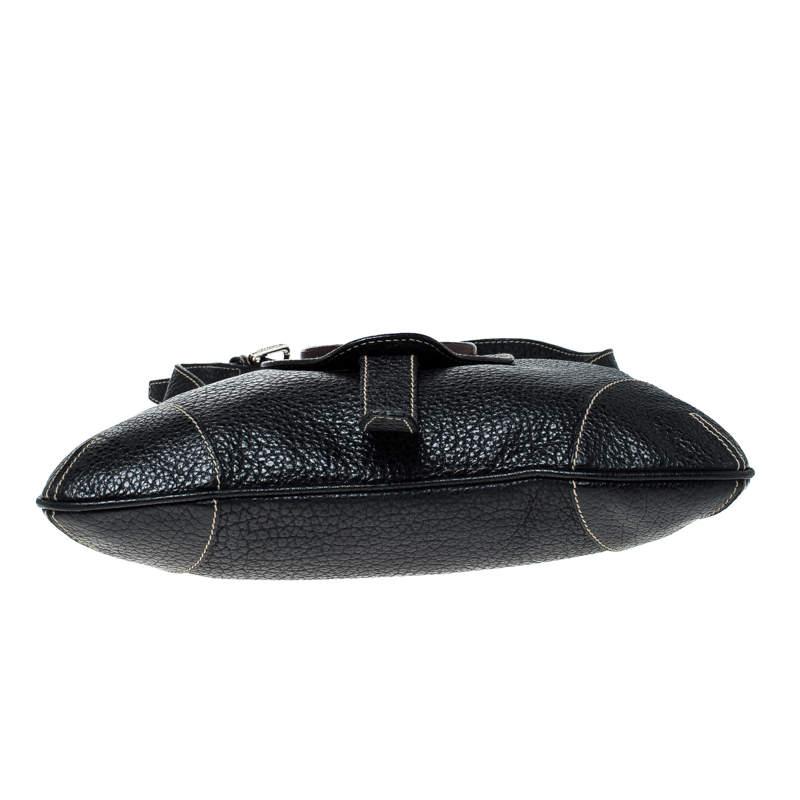 Dolce & Gabbana Black Pebbled Leather Ring Shoulder Bag In Good Condition For Sale In Dubai, Al Qouz 2