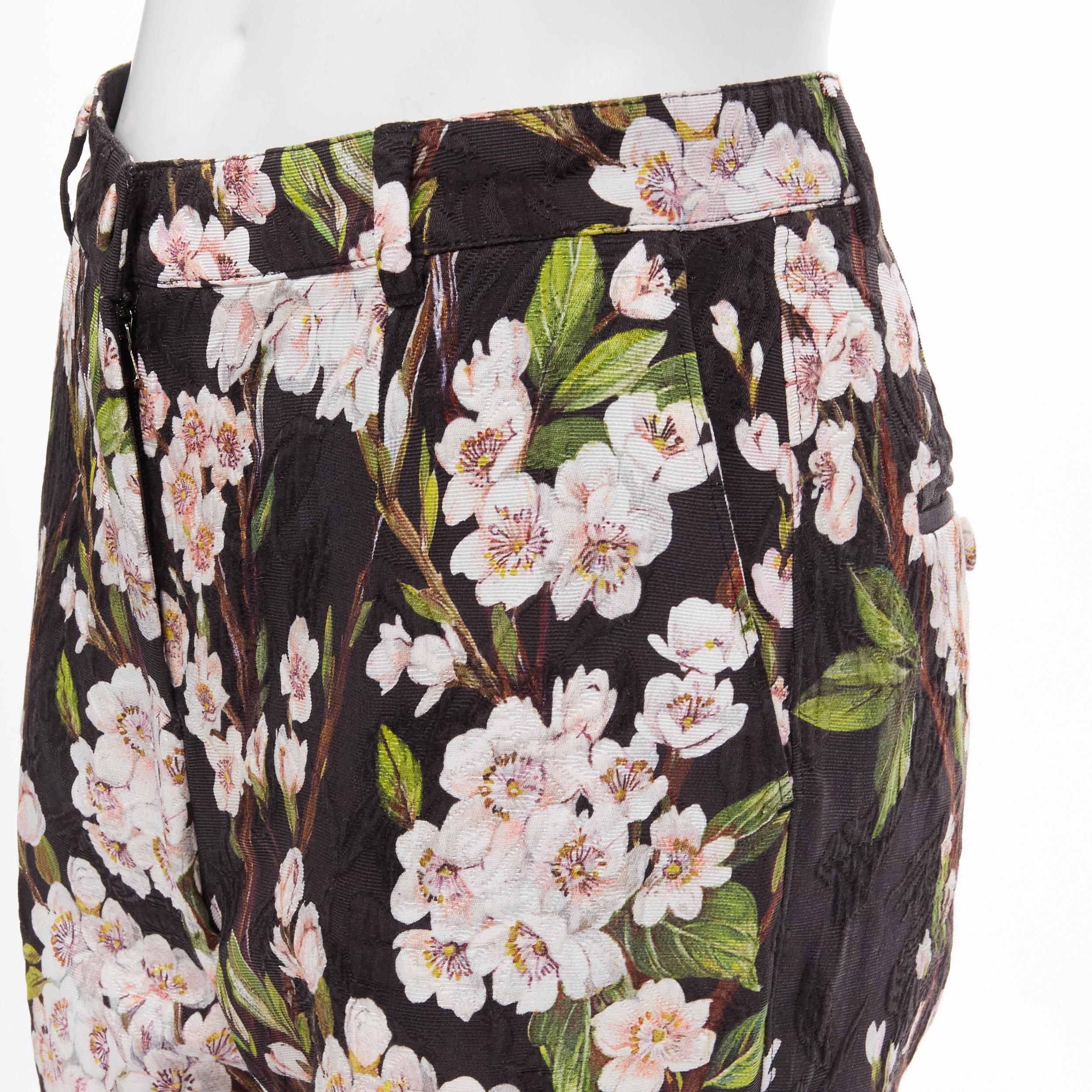 DOLCE GABBANA black pink floral blossom print jacquard cropped pants IT36 XXS 
Reference: TGAS/B02060 
Brand: Dolce Gabbana 
Material: Cotton 
Color: Black 
Pattern: Floral 
Closure: Zip fly 
Extra Detail: 4-pocket. Slim leg. 
Made in: Italy