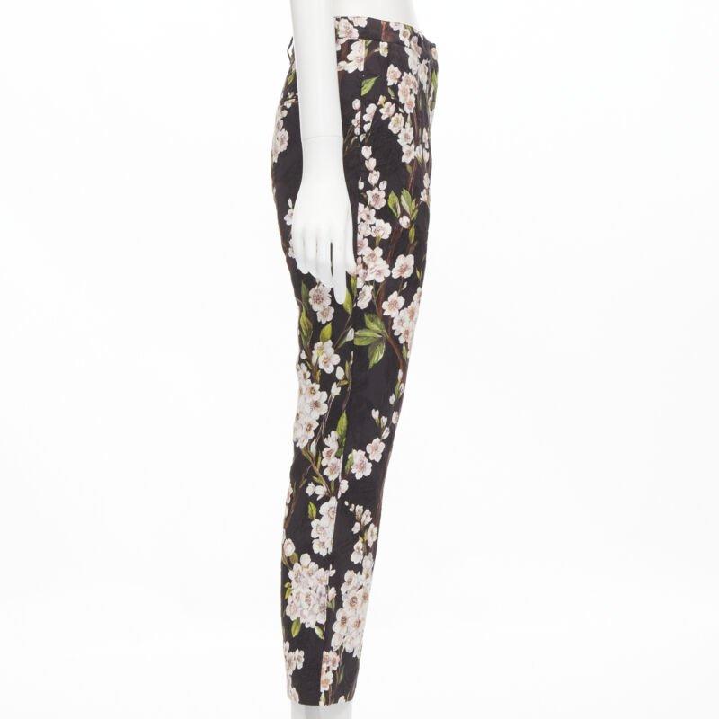 DOLCE GABBANA black pink floral blossom print jacquard cropped pants IT36 XXS In Excellent Condition For Sale In Hong Kong, NT
