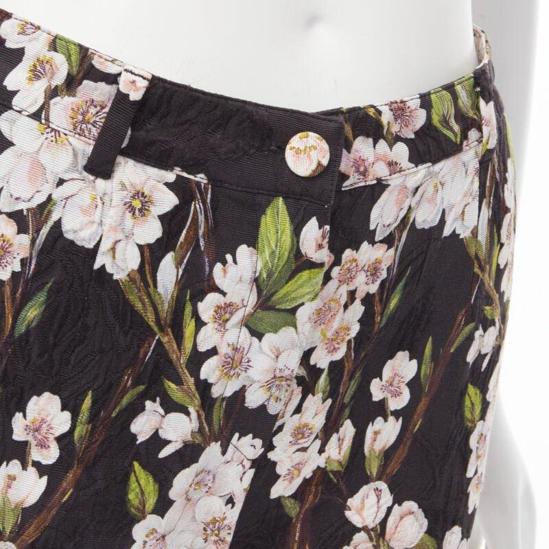 DOLCE GABBANA black pink floral blossom print jacquard cropped pants IT36 XXS For Sale 2