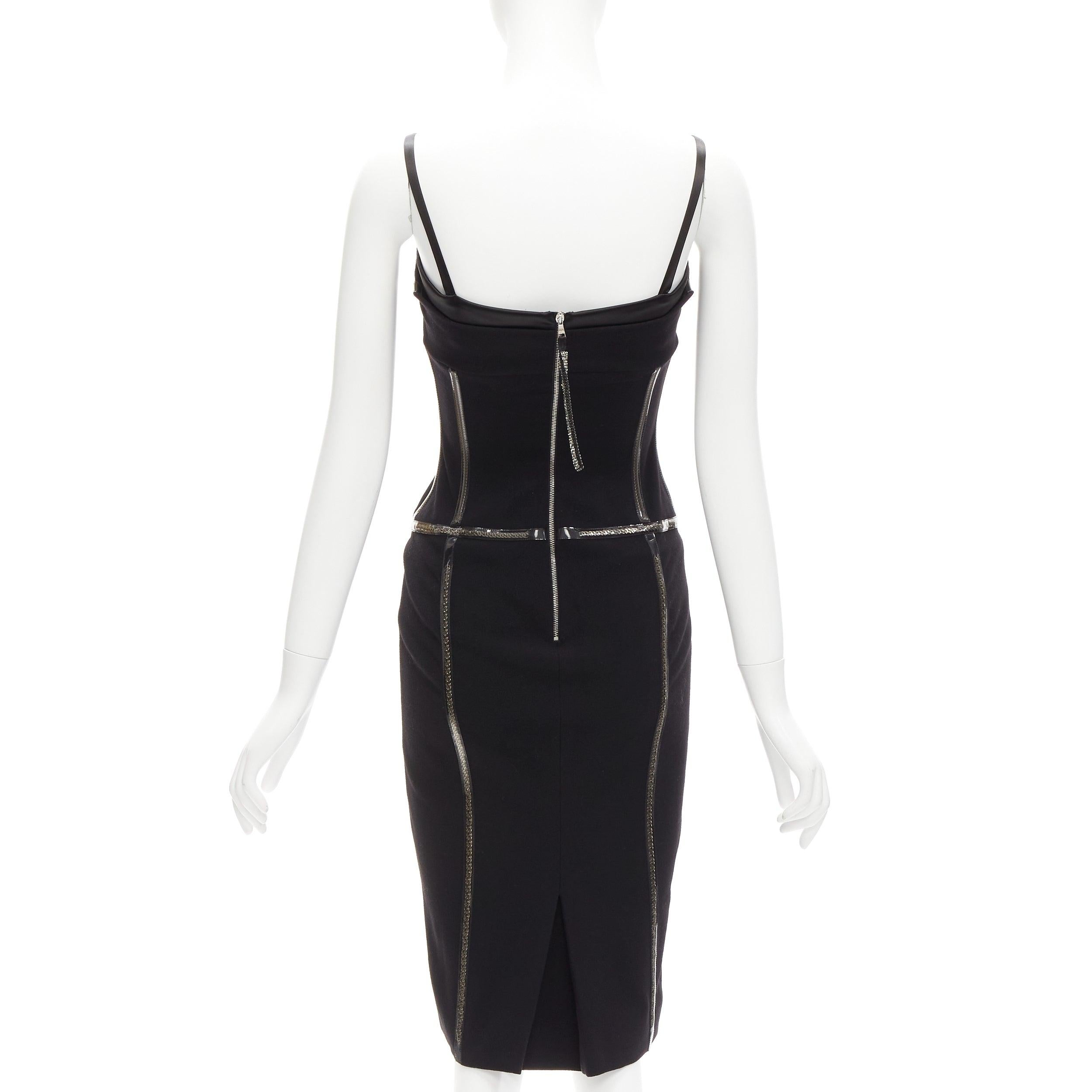 DOLCE GABBANA black plastic chain boned corset dress IT38 XS Rihanna In Excellent Condition For Sale In Hong Kong, NT