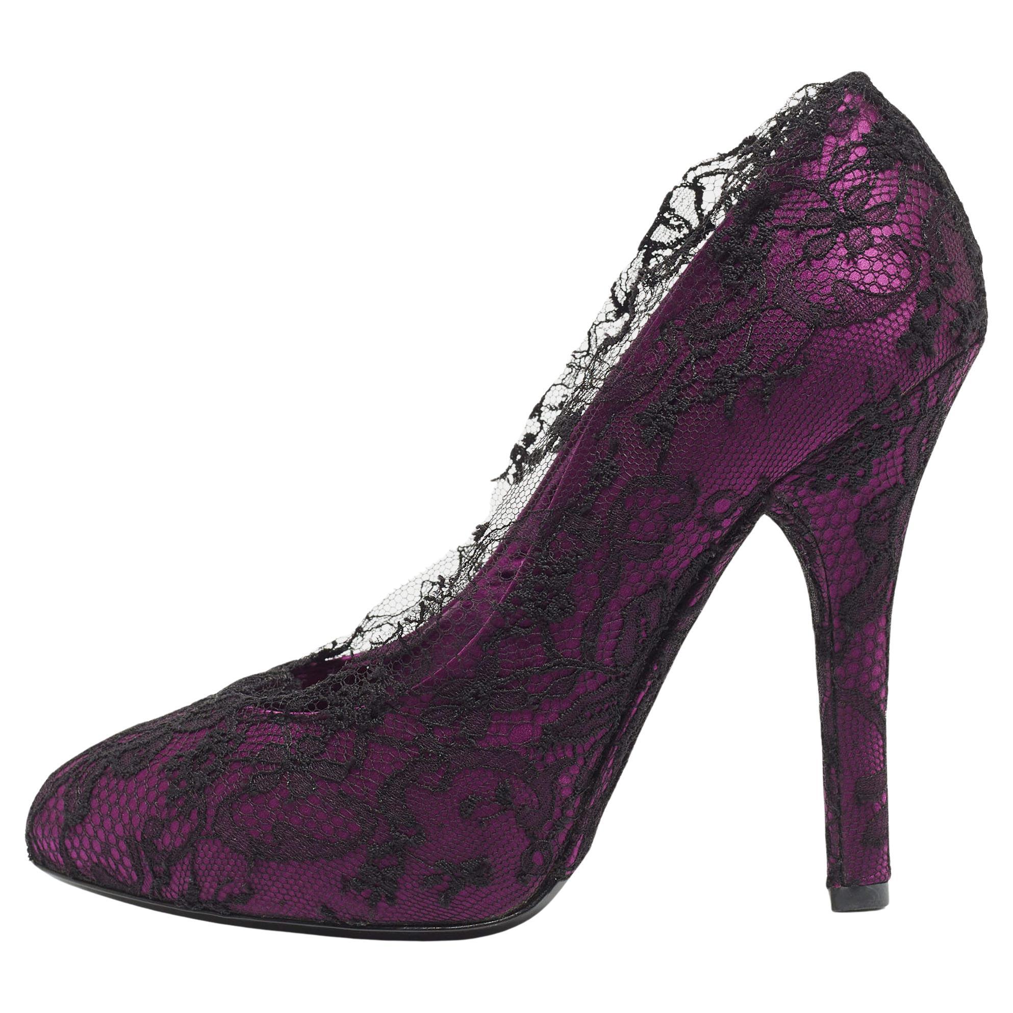 Dolce & Gabbana Black/Purple Floral Lace And Satin Platform Pumps Size 38 For Sale
