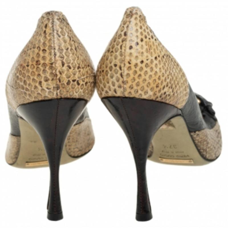 Dolce & Gabbana Black Python and Leather Buckle Detail Fringe Pumps Size 37.5 For Sale 3