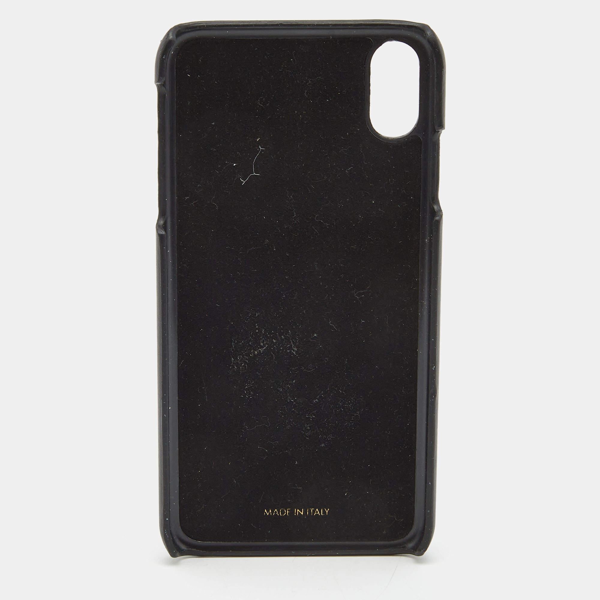 This cover from Dolce and Gabbana is for iPhone XS users. It is made from leather and features the famous Sacred Heart motif on a quilted base. The case has been designed to protect your phone while complementing your style at the same time.