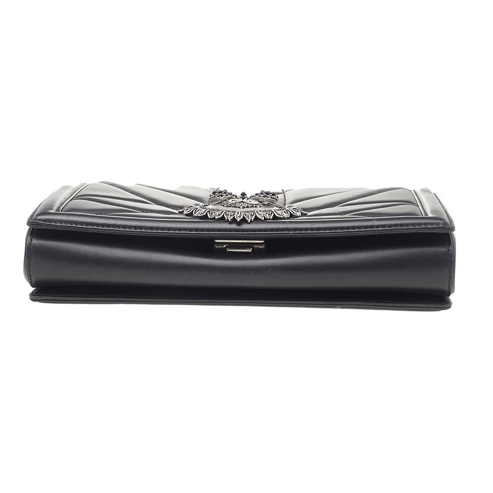 Dolce & Gabbana Black Quilted Leather Devotion Shoulder Bag In Good Condition In Dubai, Al Qouz 2