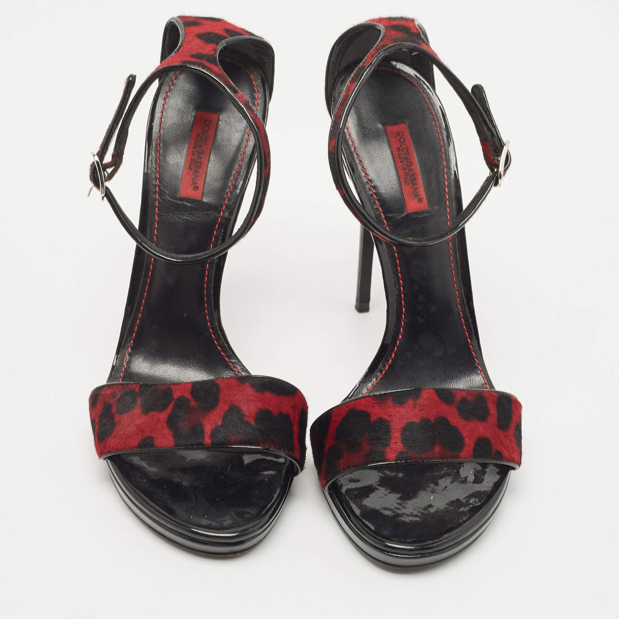 Women's Dolce & Gabbana Black/Red Leopard Print Calf Hair Ankle Strap Sandals Size 40 For Sale