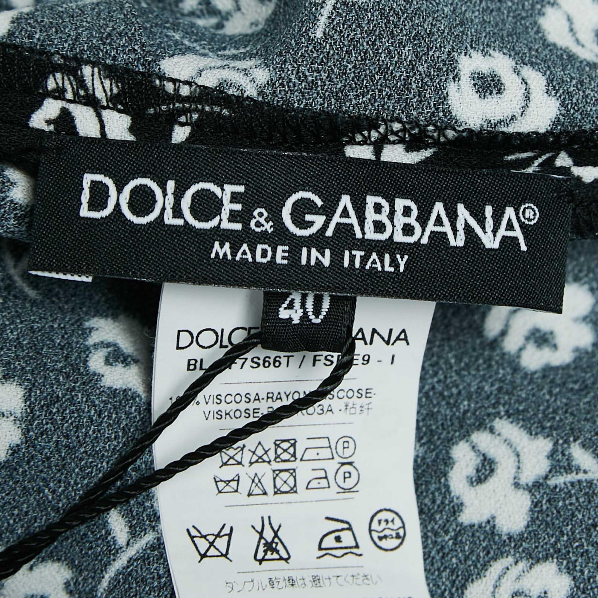 Dolce & Gabbana Camicetta in crêpe con stampa rosa nera S In condizioni Nuovo in vendita a Dubai, Al Qouz 2