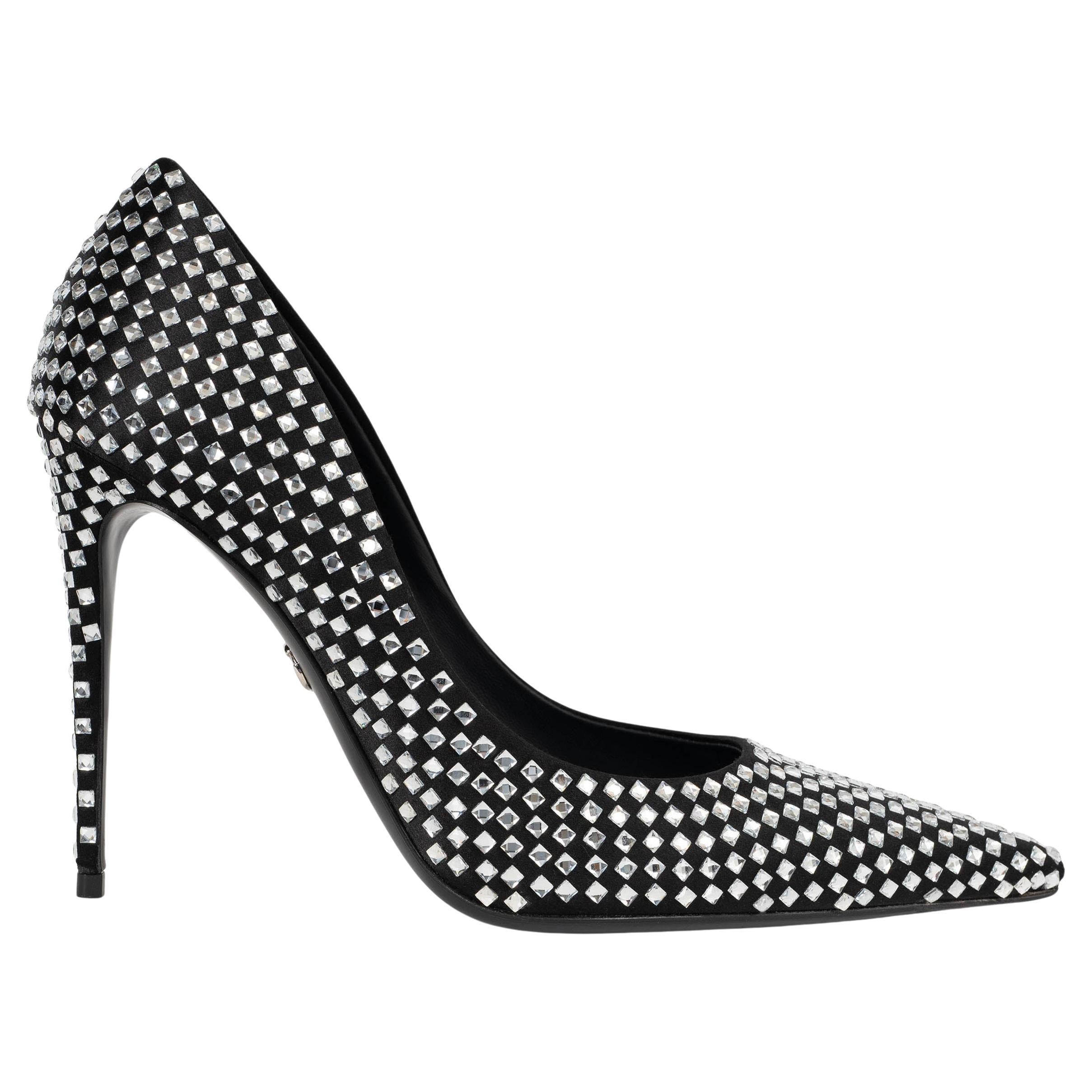 DOLCE & GABBANA - Scarpe in raso nero 2024 LOLLO CRYSTAL EMBELLISHE 38 in vendita