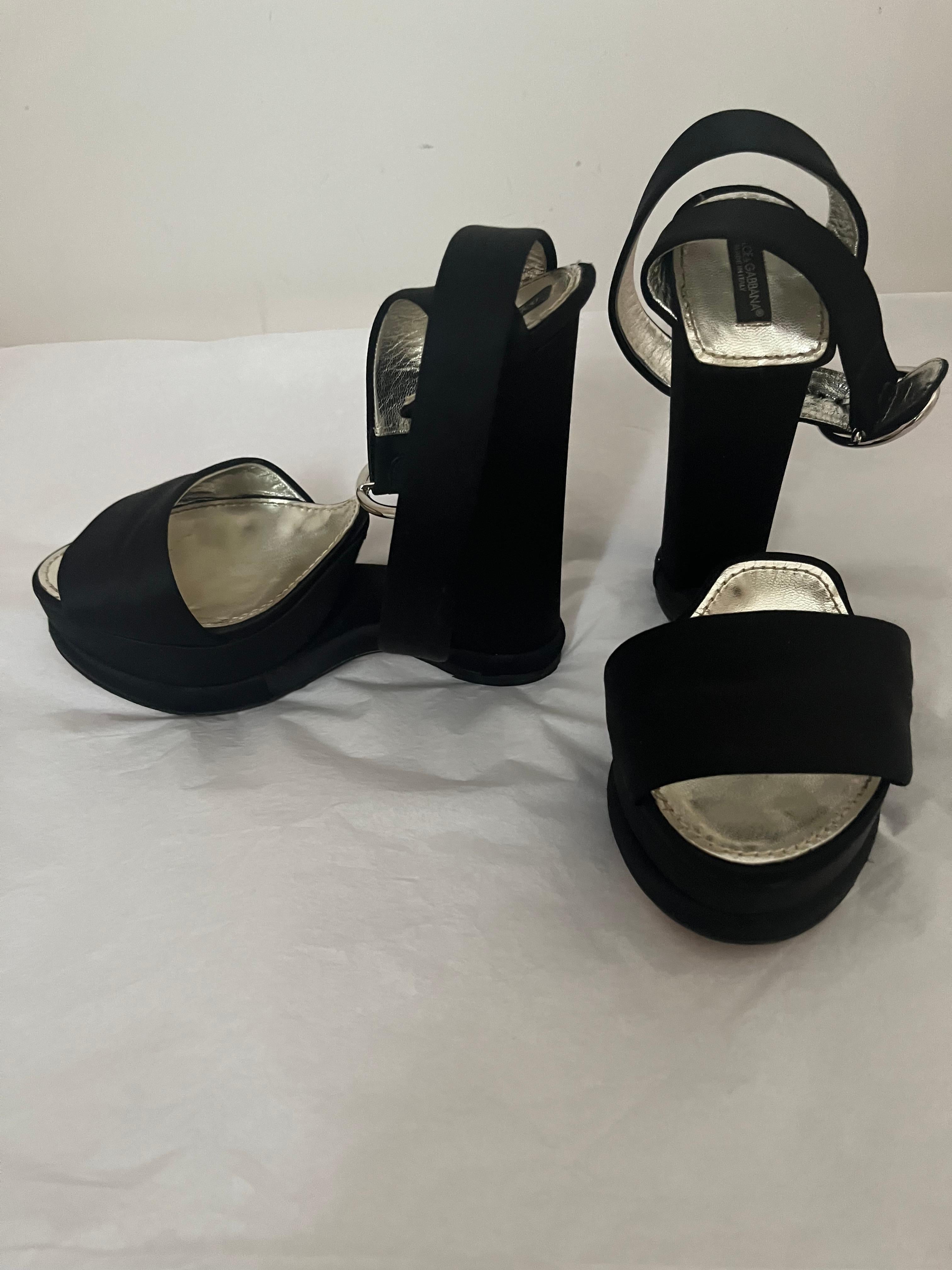 Dolce & Gabbana Black Satin Peep Toe Evening Shoes 39 For Sale 3