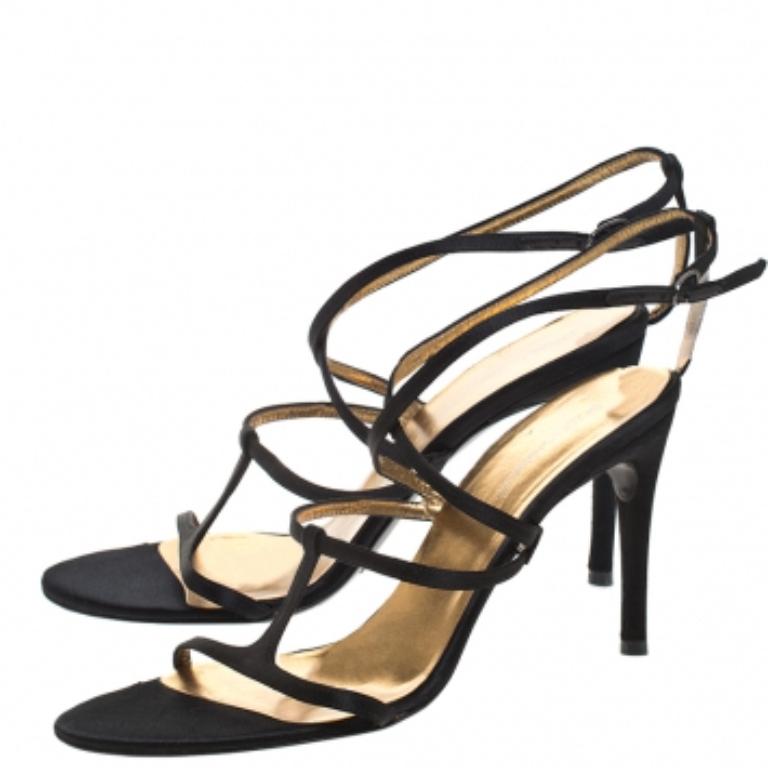 Nero Dolce & Gabbana - Sandali a strappo in raso nero taglia 37 in vendita