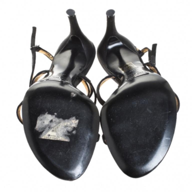 Dolce & Gabbana - Sandali a strappo in raso nero taglia 37 in vendita 2
