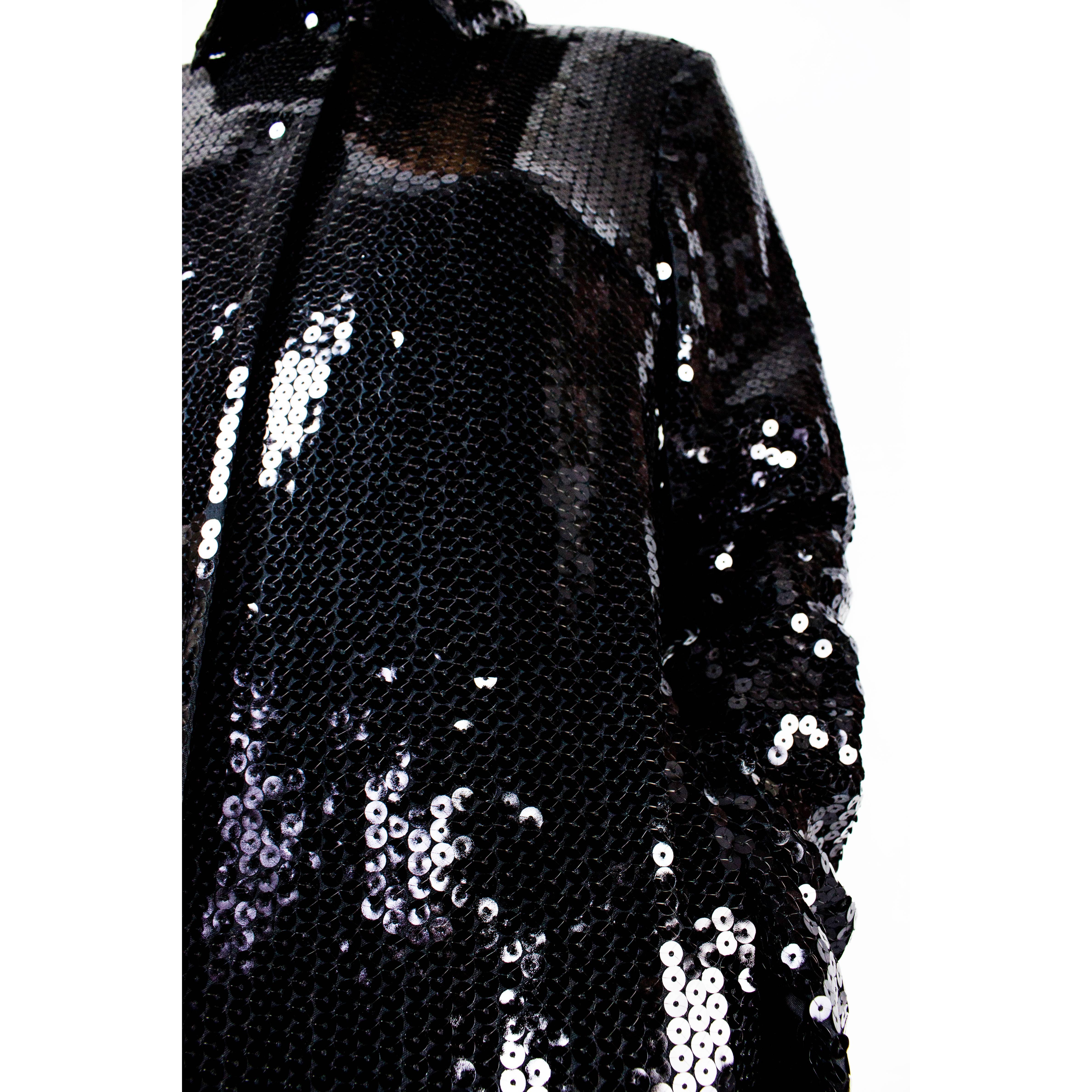 Dolce & Gabbana black sequin evening coat, Fall/winter 2012-2013 In Excellent Condition For Sale In London, GB