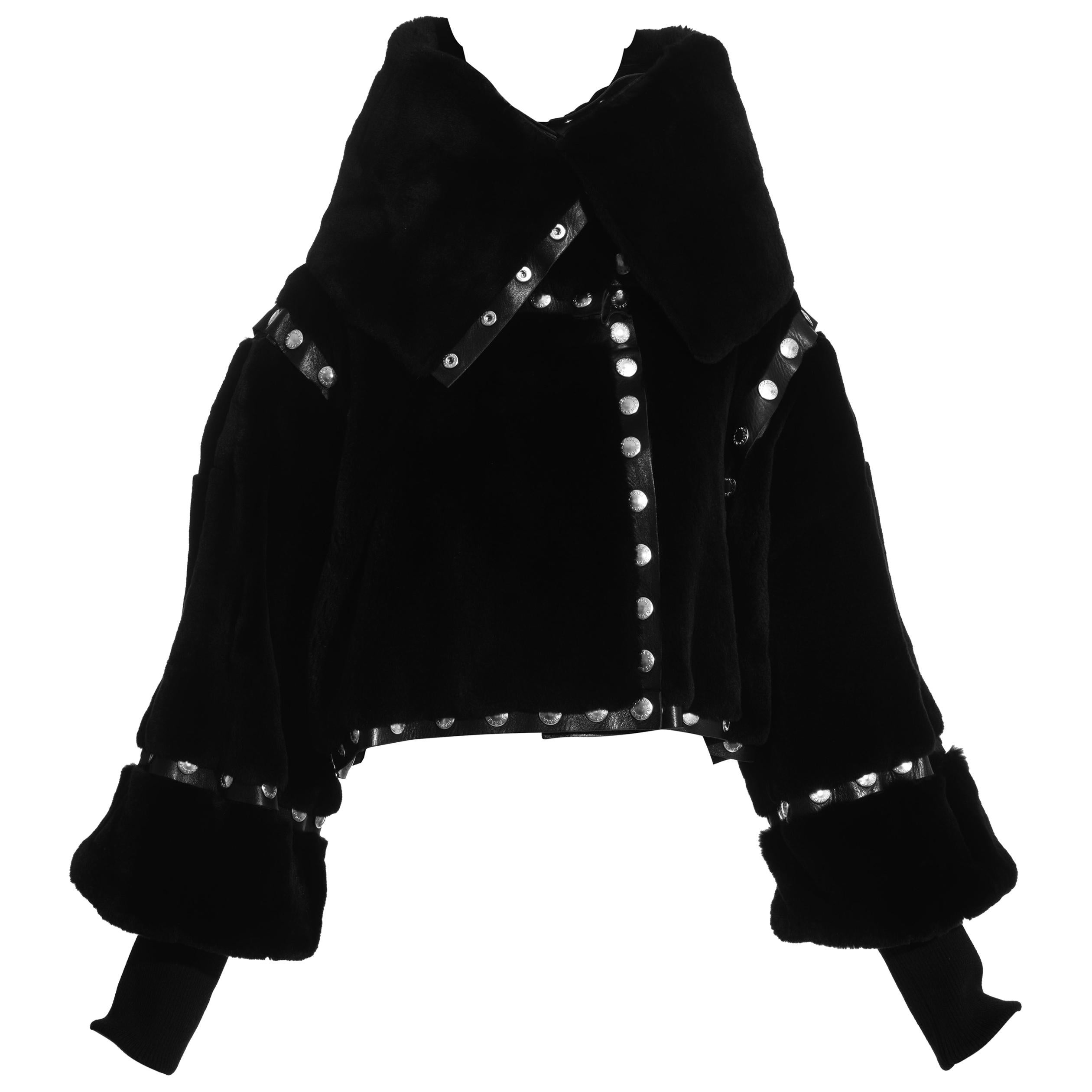 Dolce & Gabbana - Veste en fourrure et cuir tondue noire à fermeture à bouton-pression, automne-hiver 2003 en vente