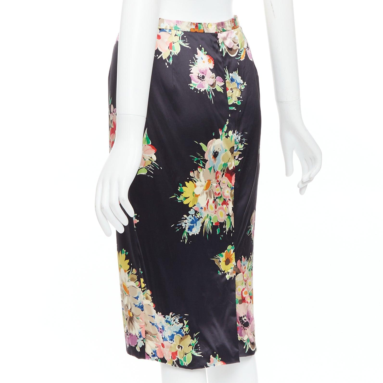 Dolce & Gabbana jupe crayon en soie mélangée noire à imprimé floral multicolore IT40 S en vente 1