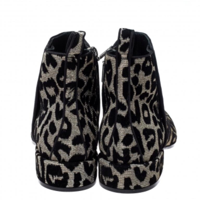 Dolce & Gabbana Black/Silver  Animal Print Lurex and Velvet Ankle Boots Size 36 For Sale 2