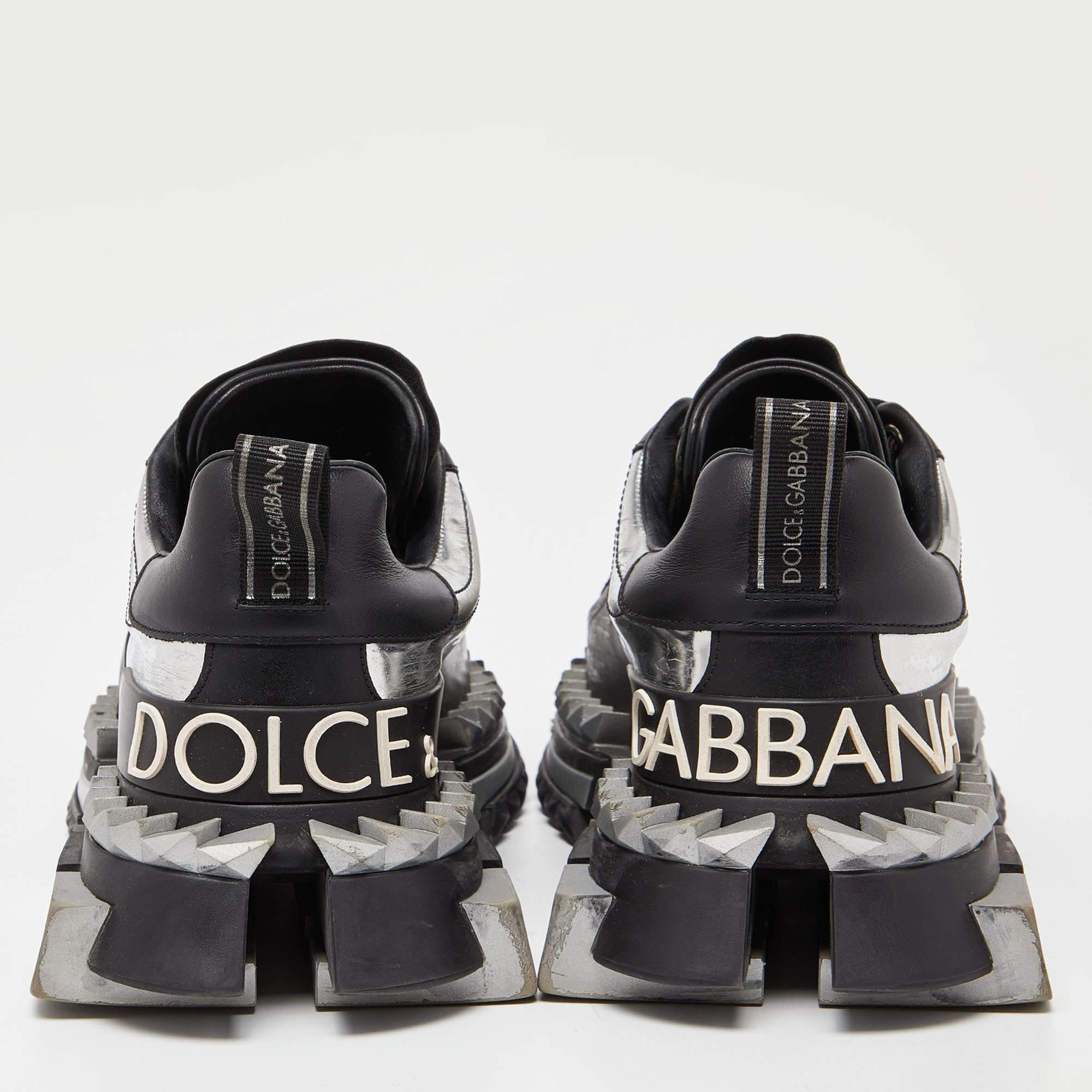 Dolce & Gabbana Super King Plateau-Sneakers aus schwarzem/Silberfarbenem Leder und Lackleder Siz im Angebot 3
