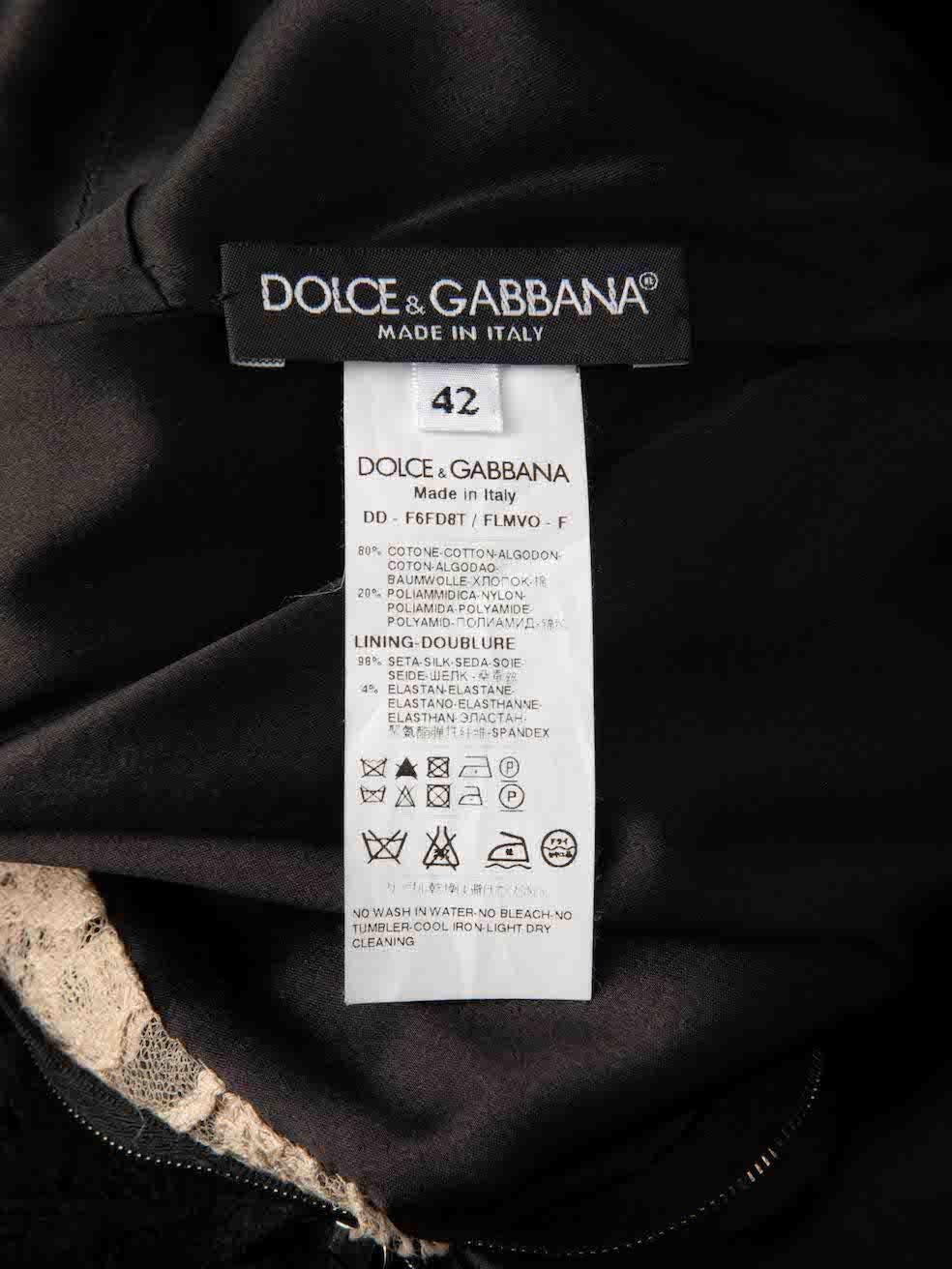 Dolce & Gabbana Schwarzes ärmelloses Kleid mit Spitzenmuster Größe M Damen im Angebot