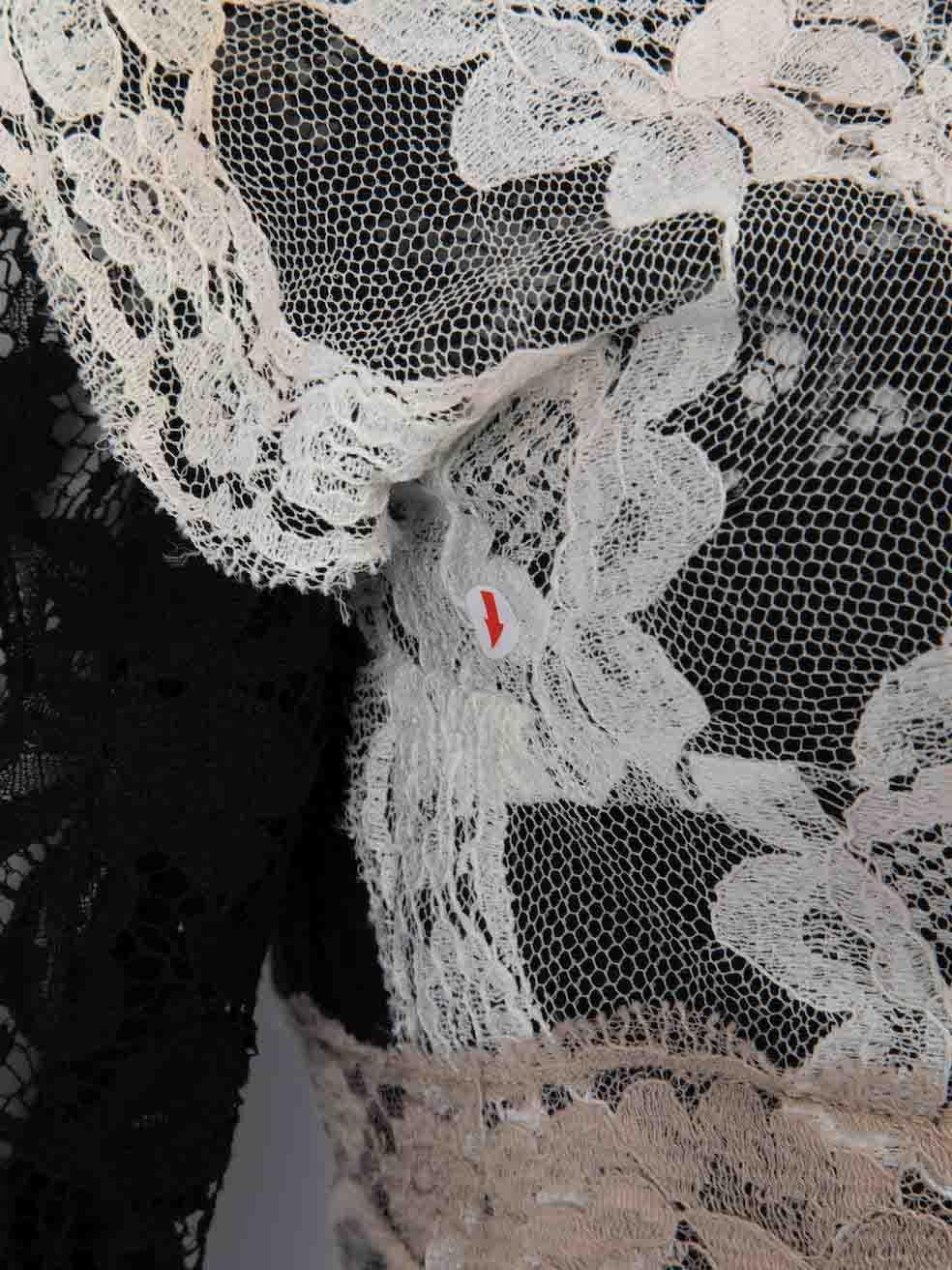 Dolce & Gabbana Schwarzes ärmelloses Kleid mit Spitzenmuster Größe M im Angebot 1