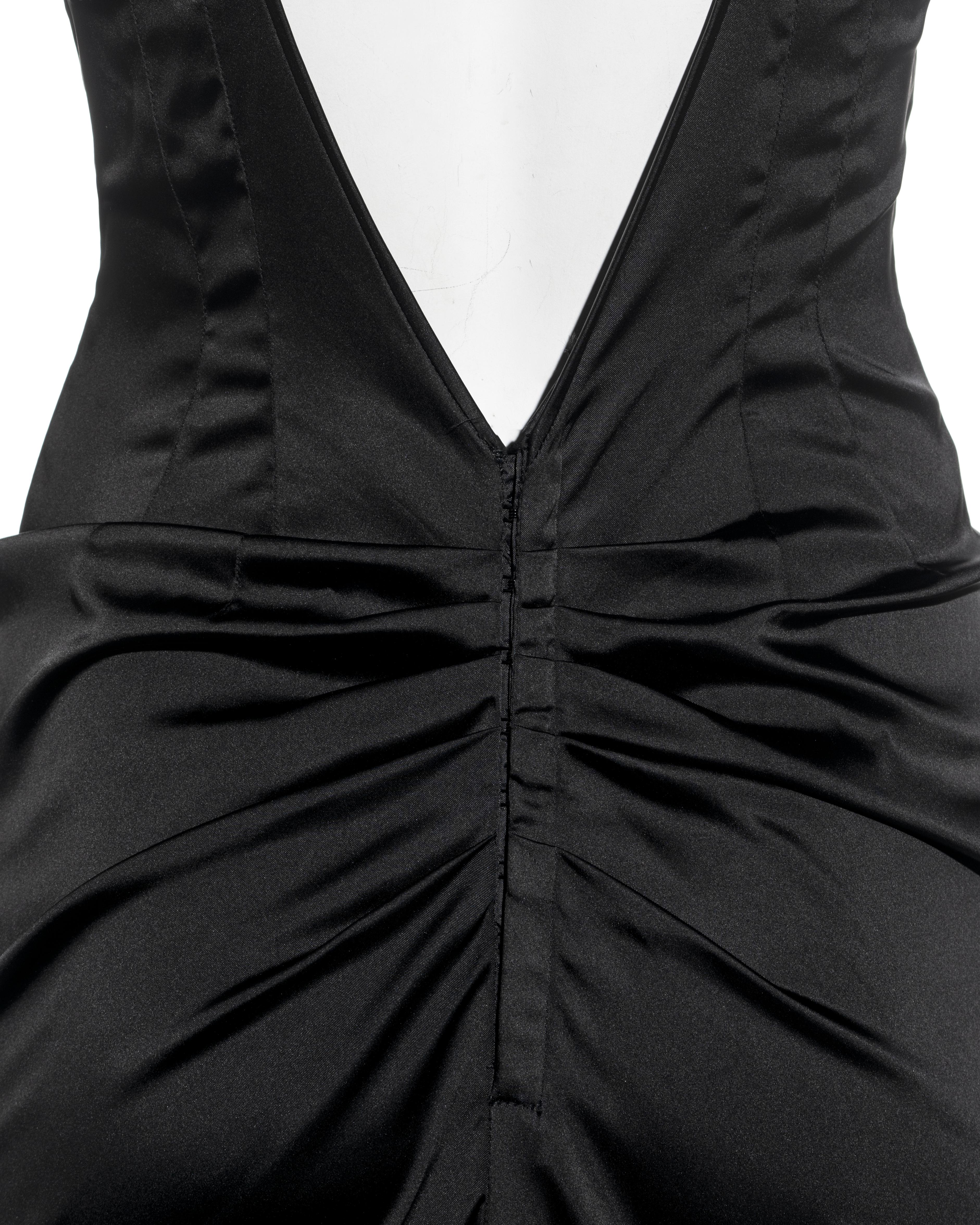 Robe de soirée en satin extensible noir Dolce & Gabbana, automne-hiver 1998 en vente 5