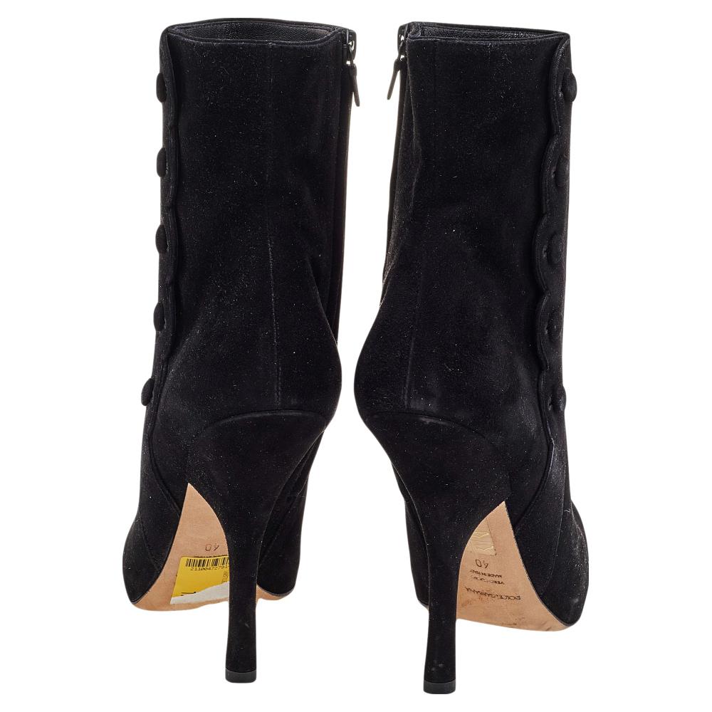 Dolce & Gabbana Black Suede Ankle Length Boots Size 40 In New Condition For Sale In Dubai, Al Qouz 2