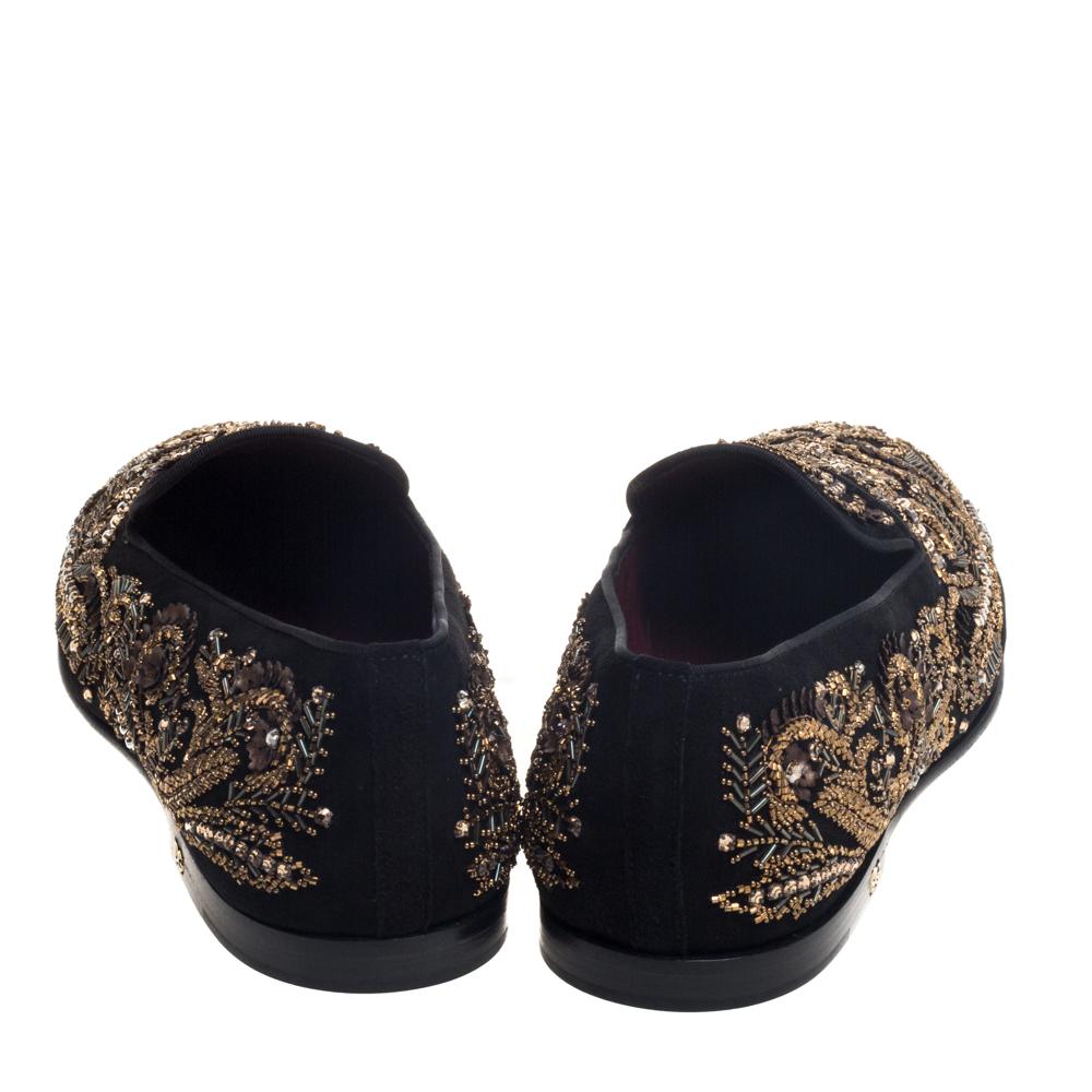 Dolce & Gabbana Black Suede Embellished Smoking Slippers Size 44 In New Condition In Dubai, Al Qouz 2