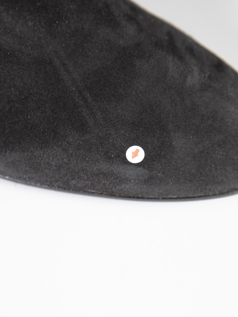 Dolce & Gabbana - Stivaletti in camoscio nero con dettaglio logo Taglia IT 39.5 in vendita 3