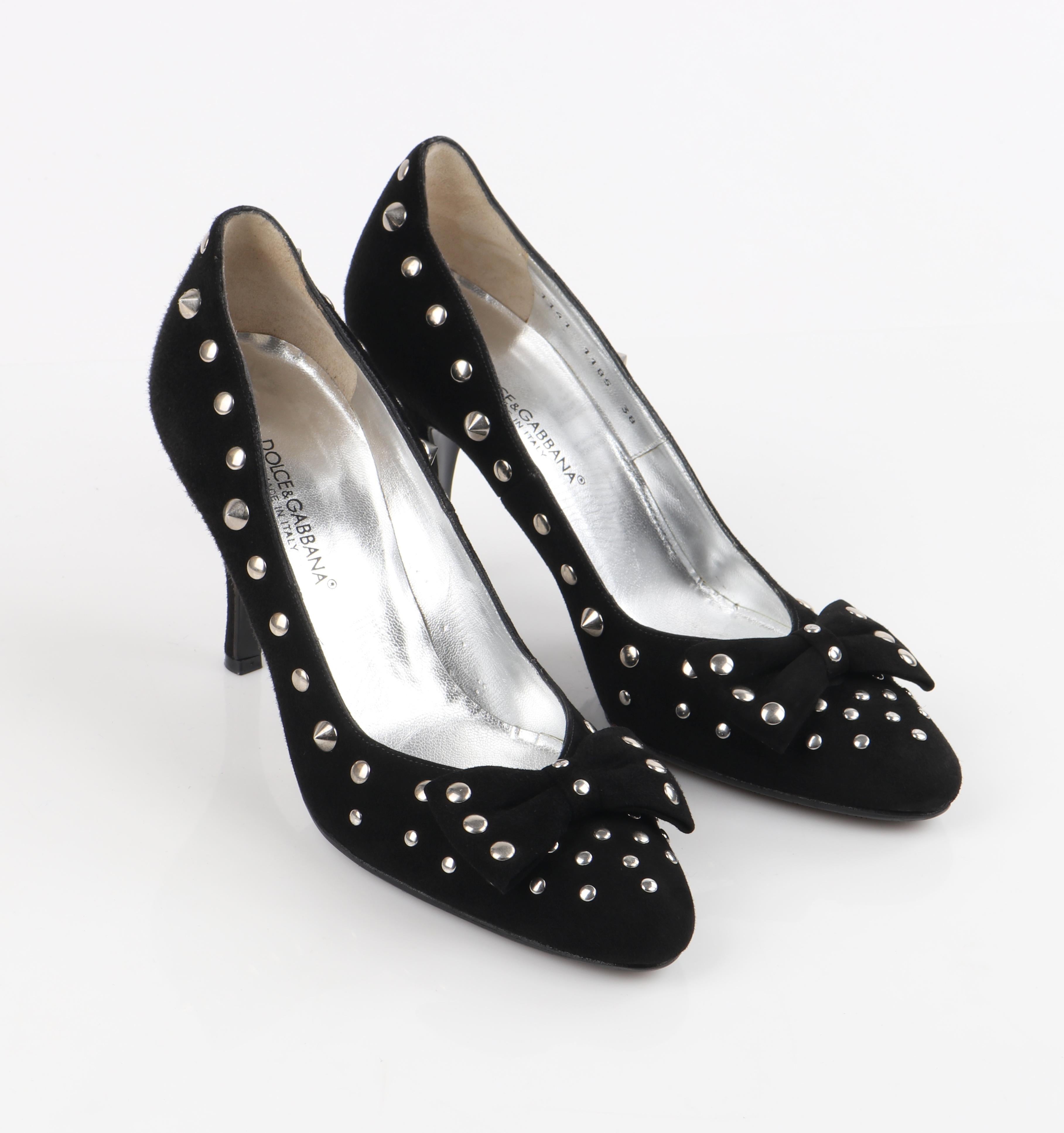 DOLCE & GABBANA Black Suede Silver Studded Vamp Bow Almond Toe Pumps Heels In Good Condition For Sale In Thiensville, WI