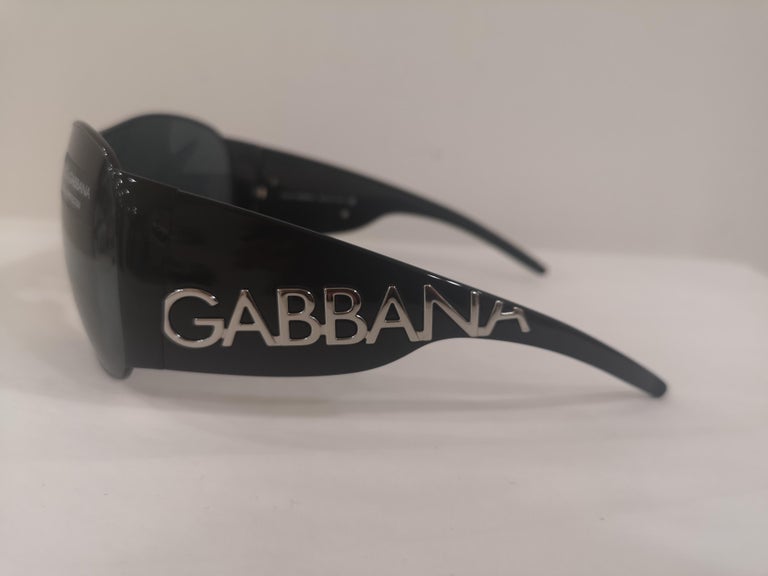 Schwarze Dolce and Gabbana-Sonnenbrille bei 1stDibs