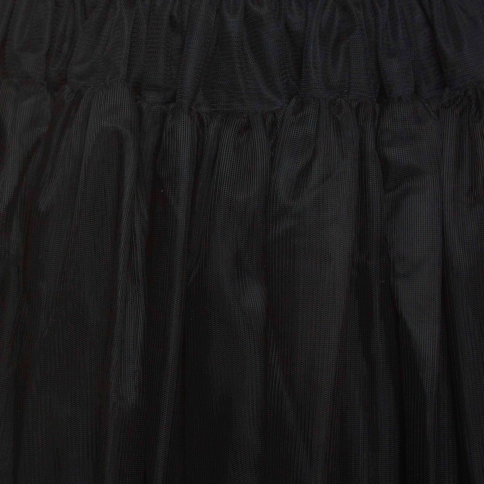 Dolce & Gabbana Black Tulle Skirt (11-12 Yrs) In Excellent Condition For Sale In Dubai, Al Qouz 2