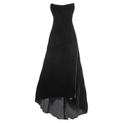 Dolce & Gabbana Trägerloses asymmetrisches langes Kleid aus schwarzem Samt mit Korsettdetail S