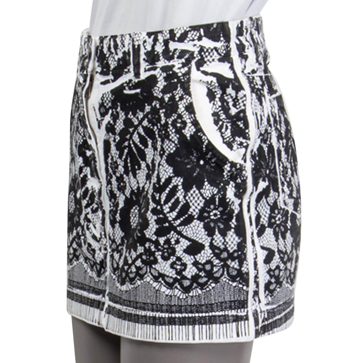 Black DOLCE & GABBANA black & white cotton LACE PRINT DENIM MINI Skirt 42 M For Sale