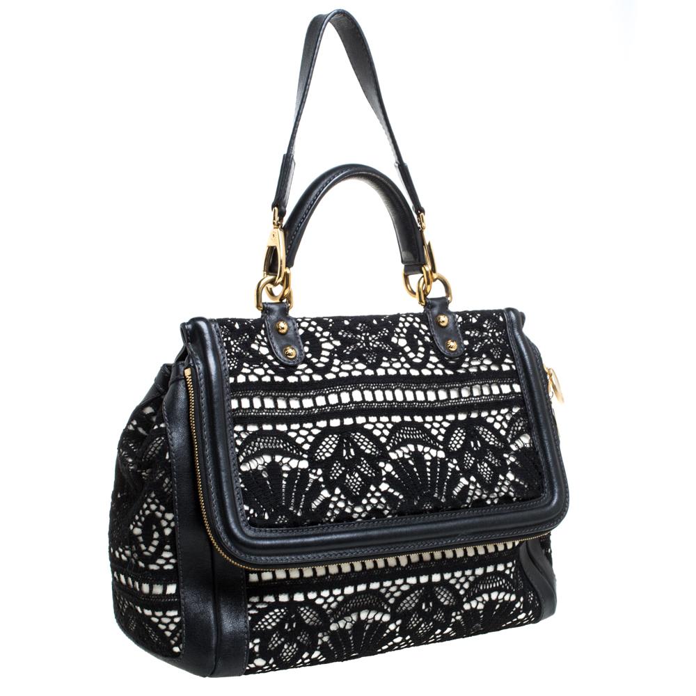 Dolce & Gabbana Schwarz/Weiß Spitze und Leder Große Miss Sicily Top Handle Tasche im Zustand „Gut“ in Dubai, Al Qouz 2
