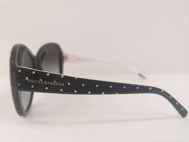 D&G Sunglasses NWOT unisex Dolce & Gabbana | Accessories | Nwot Dolce And Gabbana  main image 2