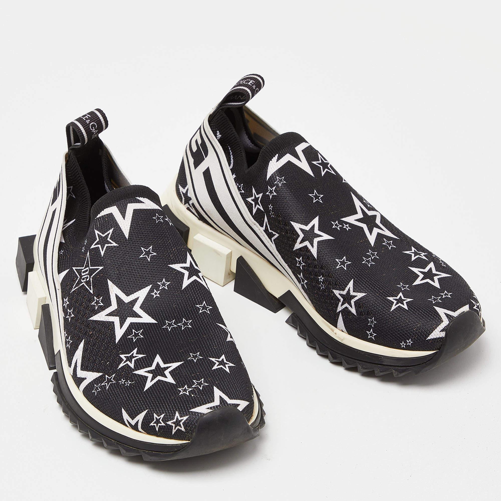 Dolce & Gabbana Black/White Stars Knit Fabric Sorrento Slip-On Sneakers Size 36 For Sale 2