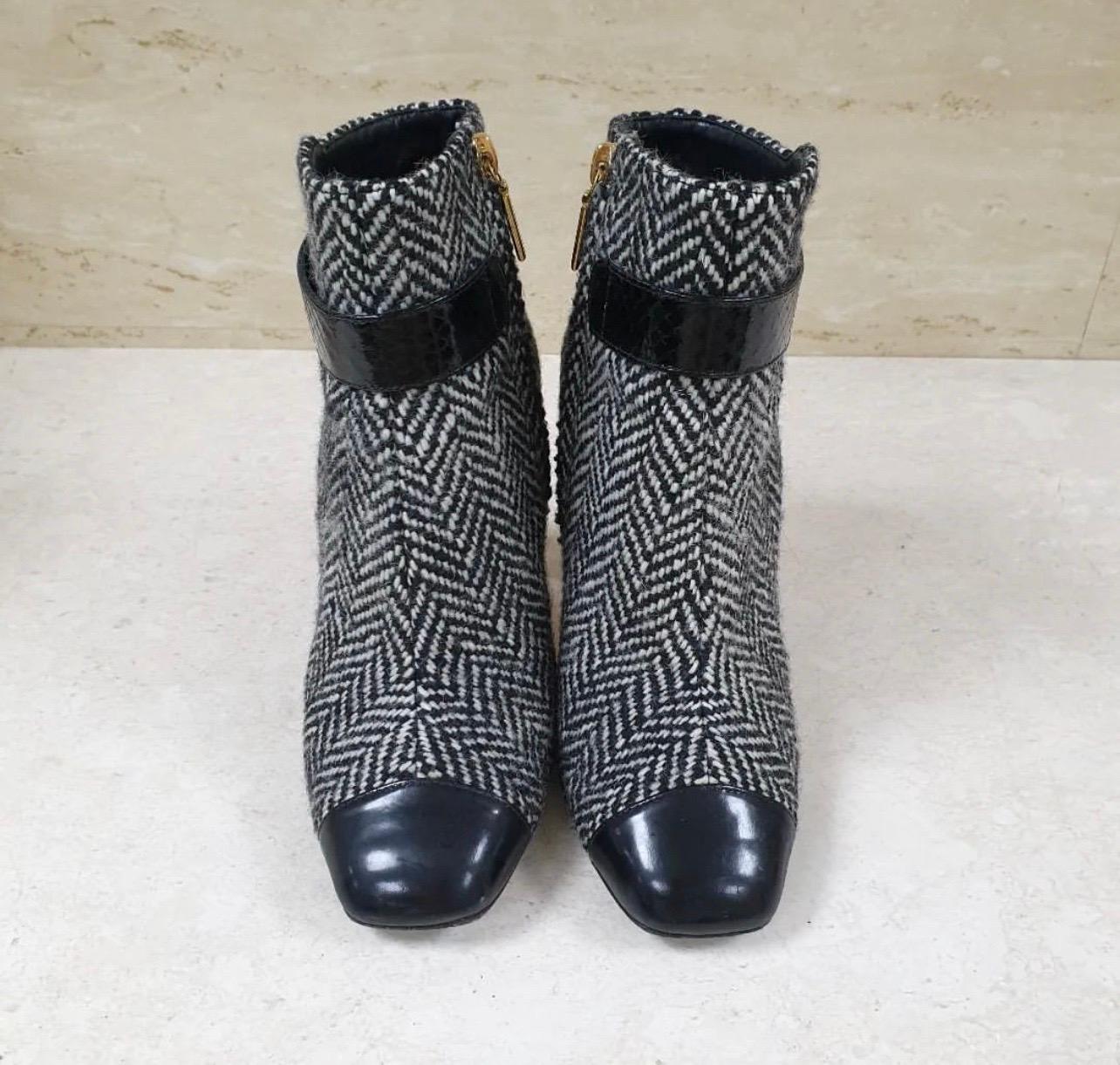 Women's Dolce & Gabbana Black White Tweed Ankle Boots Booties For Sale