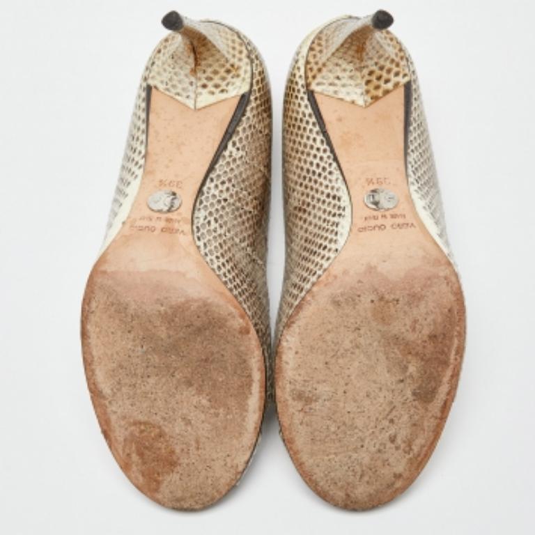 Dolce & Gabbana Schwarz/Weiß Wasserschlangenleder Peep Toe Pumps Größe 39,5 im Angebot 2