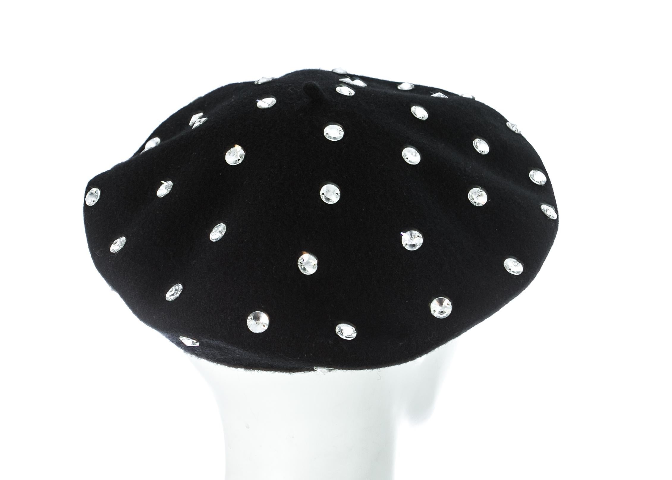 Black Dolce & Gabbana black wool beret with crystals, A/W 2000 For Sale