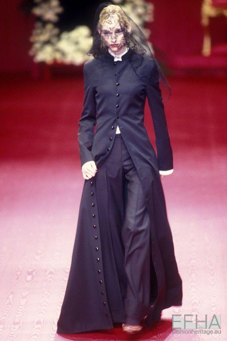 Black Dolce & Gabbana black wool full length button-up priest coat, fw 1997