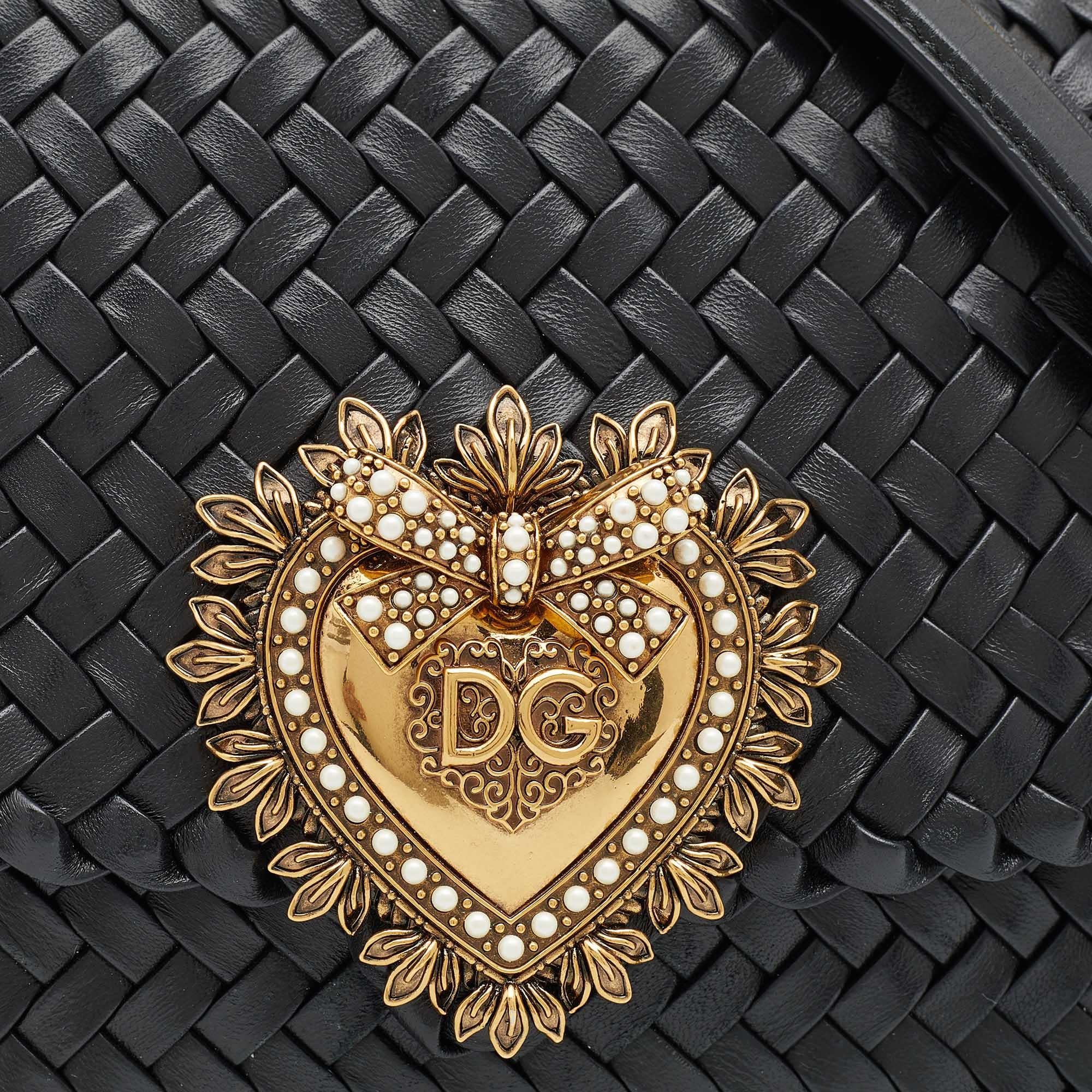 Dolce & Gabbana Black Woven Leather Large Devotion Shoulder Bag In Good Condition In Dubai, Al Qouz 2