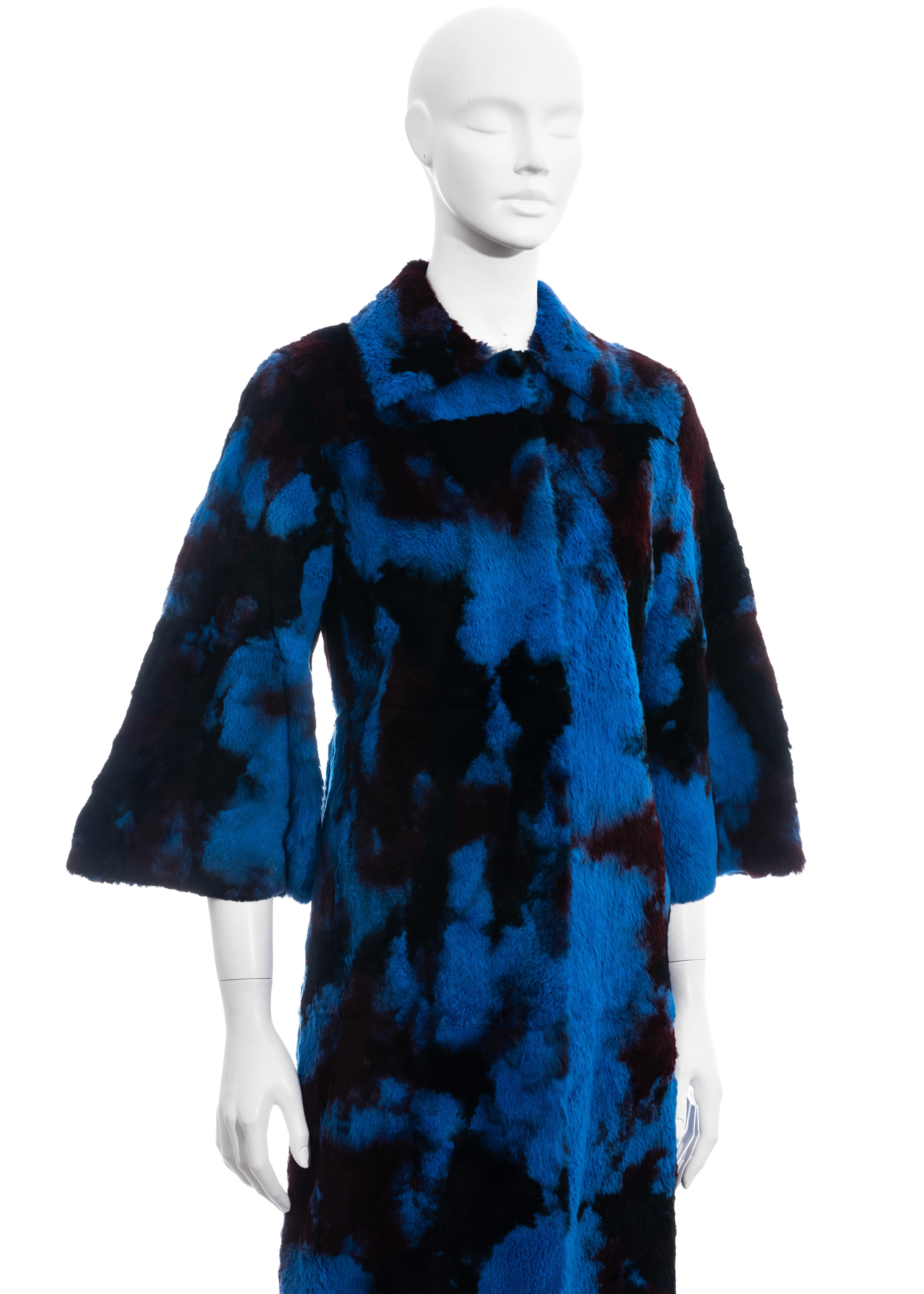 Dolce & Gabbana blue and black tie-dyed fur maxi coat, fw 1999 For Sale 3