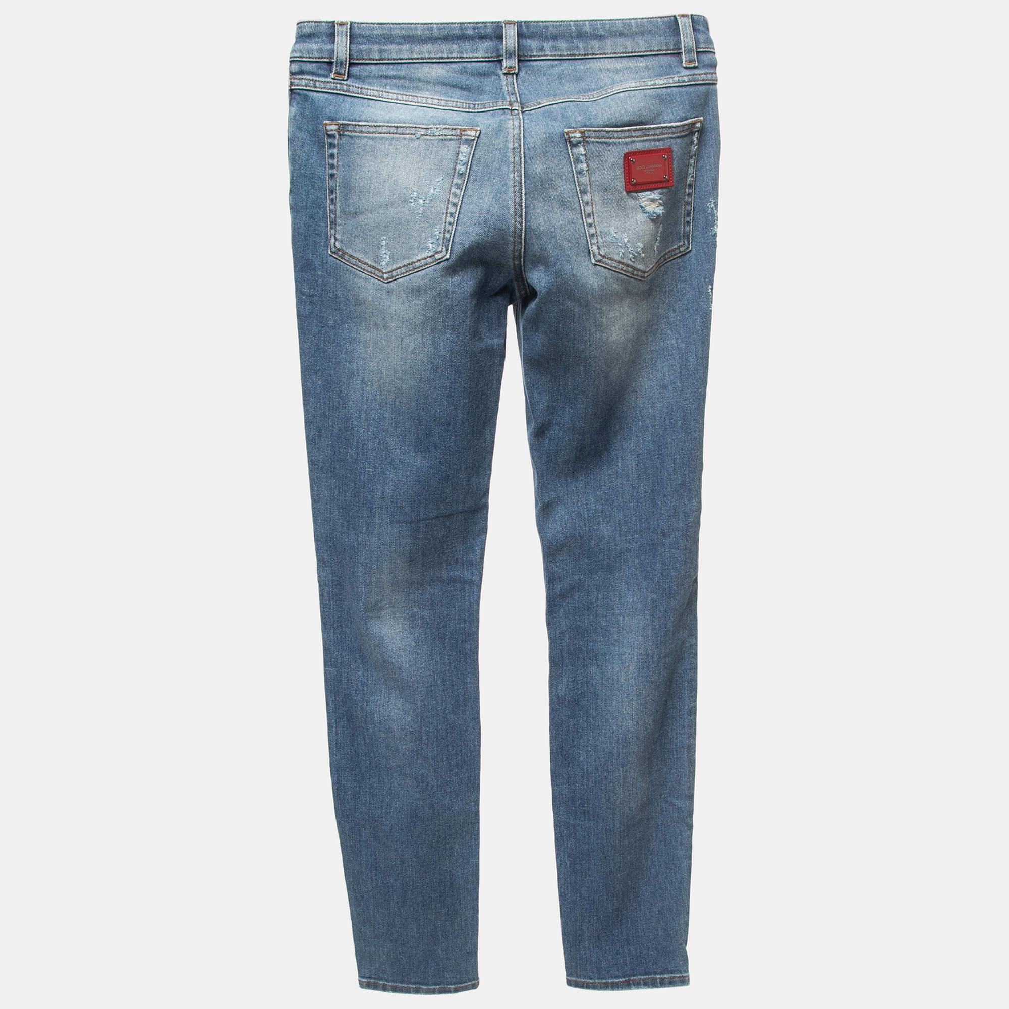 These Dolce & Gabbana jeans are a must-have wardrobe essential. These blue skinny jeans can be dressed both up and down for looks that are either casual and comfy or chic and fashionable.

