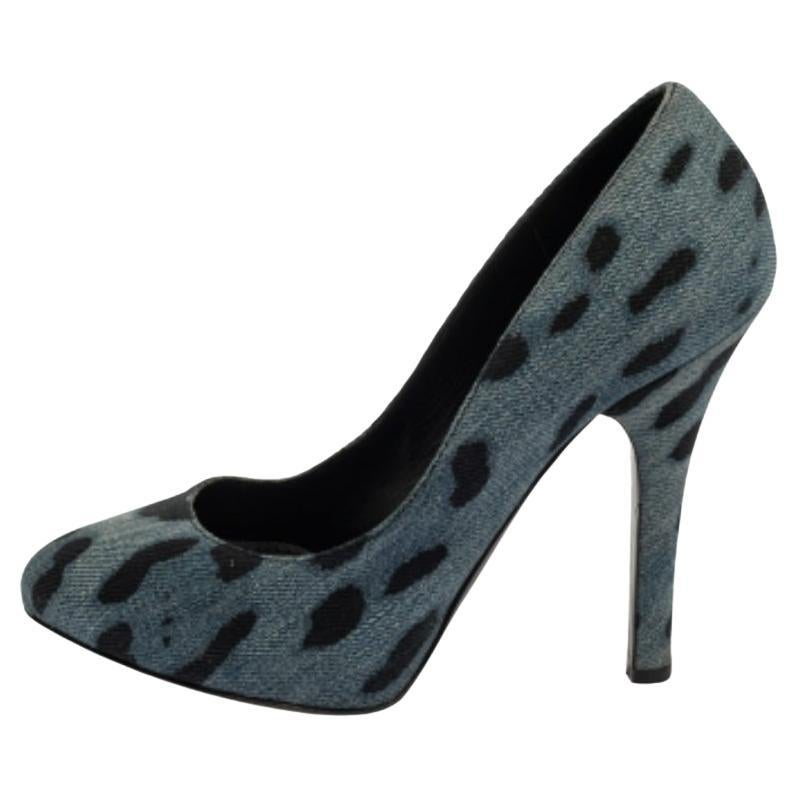 Dolce & Gabbana Blue Leopard Print Denim Pumps Size 37 For Sale