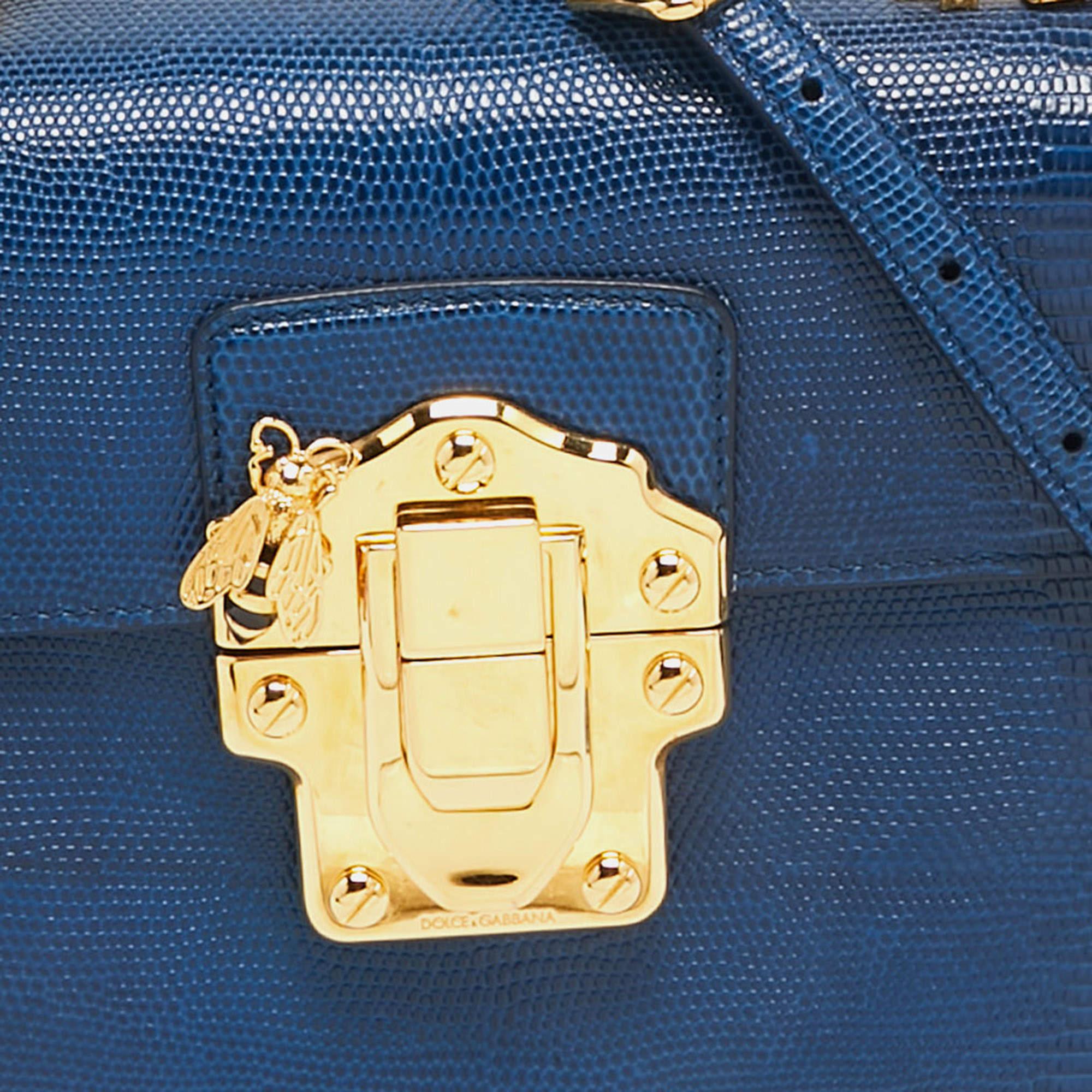 Dolce & Gabbana - Sac Lucia à poignée supérieure en cuir embossé lézard bleu en vente 9