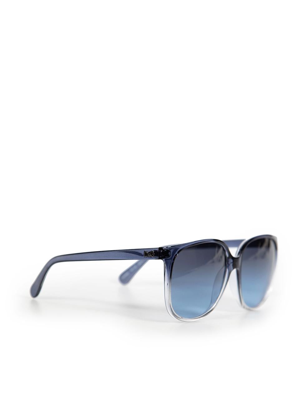 CONDITION is Very good. Hardly any visible wear to sunglasses is evident on this used Dolce & Gabbana designer resale item.
 These sunglasses include original case and box.
 
 
 
 Details
 
 
 Blue
 
 Acetate
 
 Sunglasses
 
 Oversized frames
 
